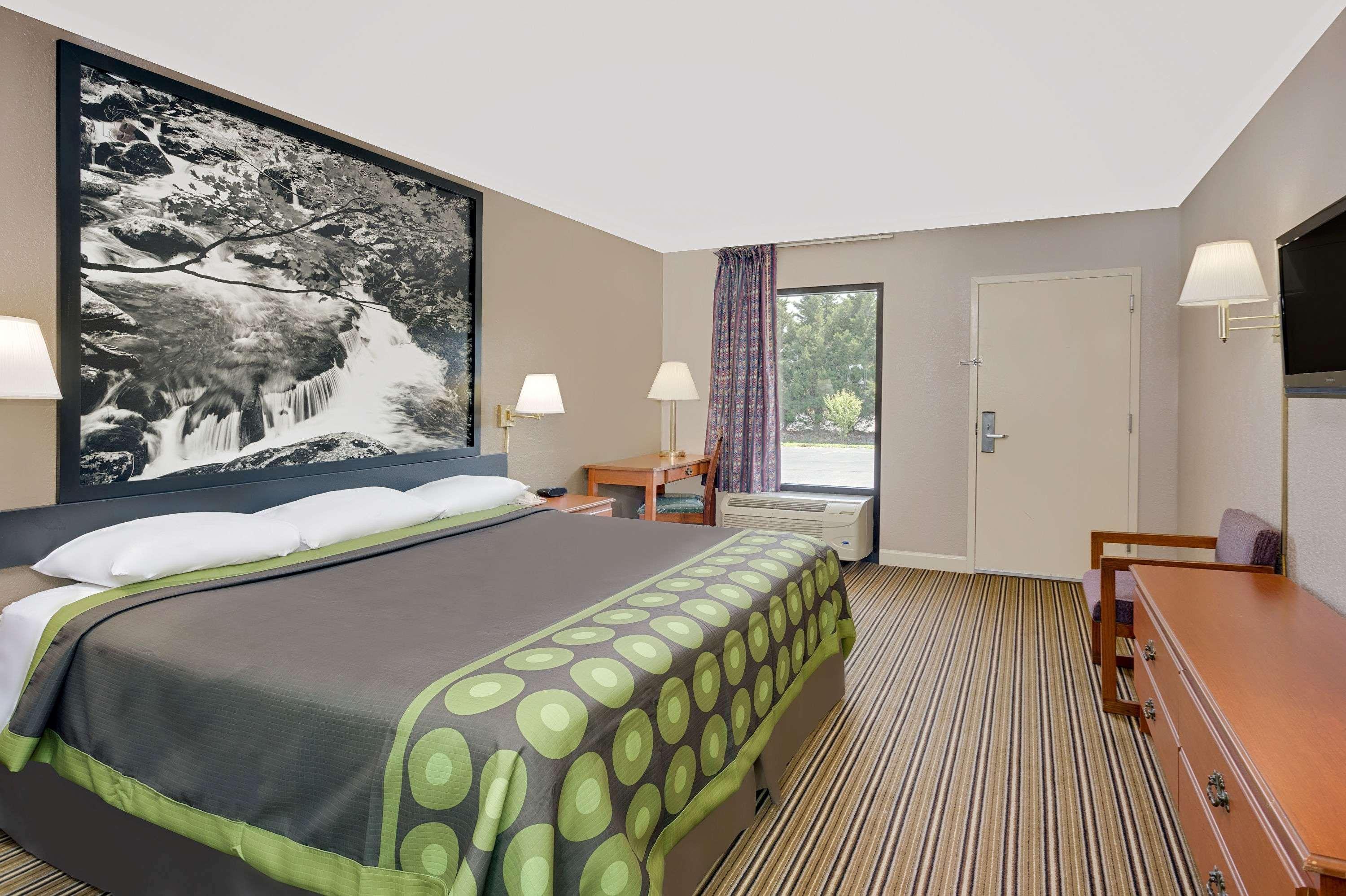 Super 8 By Wyndham Athens Motel Luaran gambar